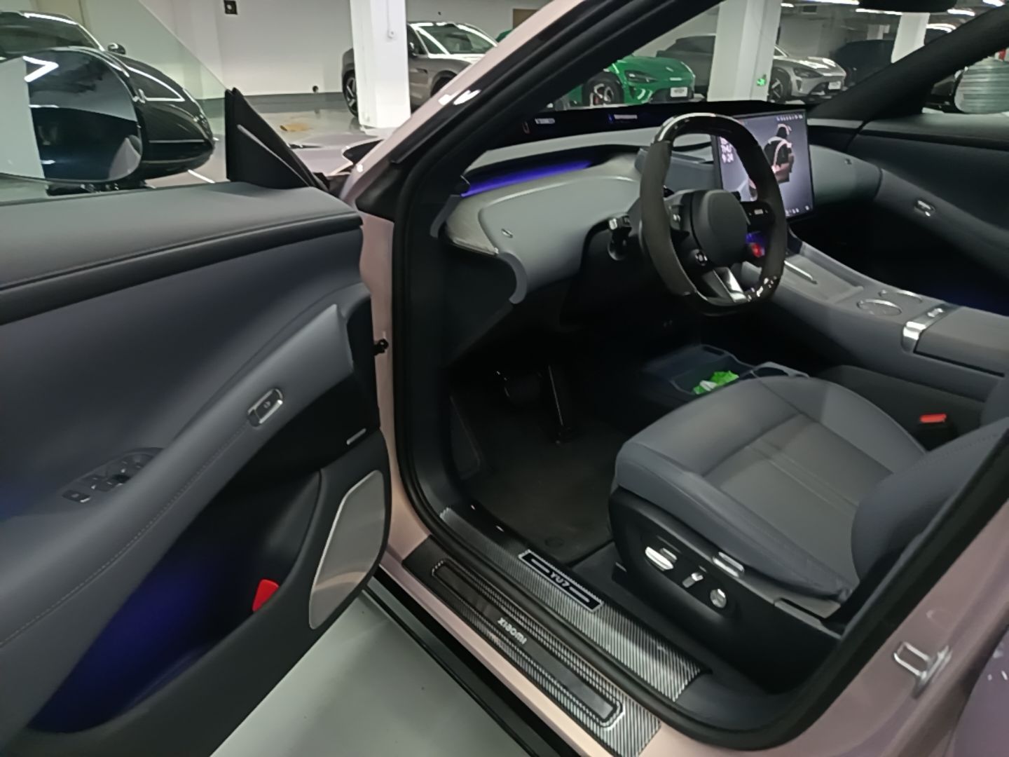 Xiaomi Auto YU7 2025 Ultra-Long Range High-Performance All-Wheel-Drive Max Edition — снимка 18