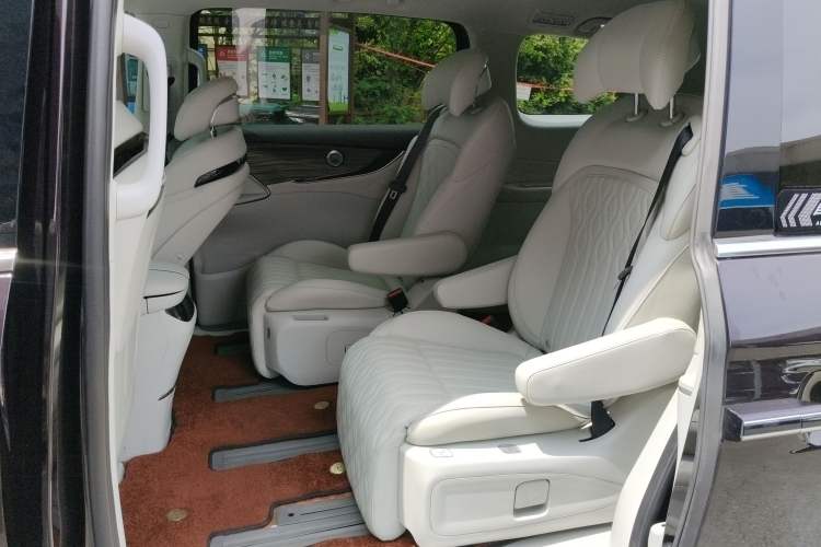 Used FORTHING Xinghai V9 2024 1.5TD 200km Chinese Knot Series Premium Edition Left Rear Seat