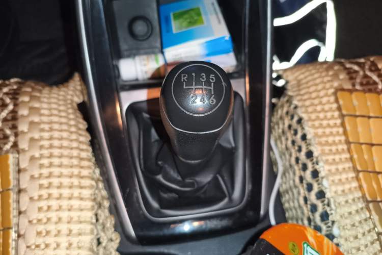 Used Hyundai Elantra (5th Generation / Langdong) 2012 1.6L Manual Leading Model
