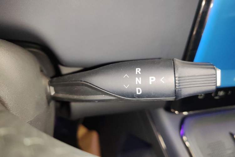 Used VOYAH COURAGE 2024 Four-Wheel Drive Global Edition Gear Lever