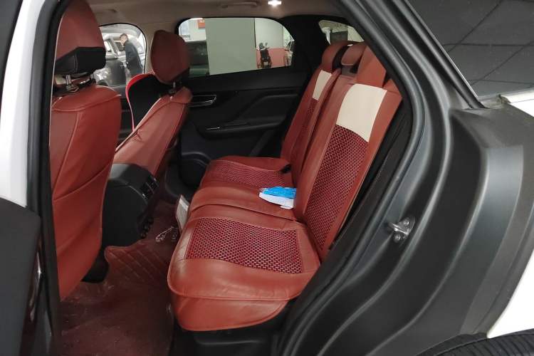 Used Jaguar F-PACE 2019 2.0T Four-Wheel Drive Urban Luxury Edition