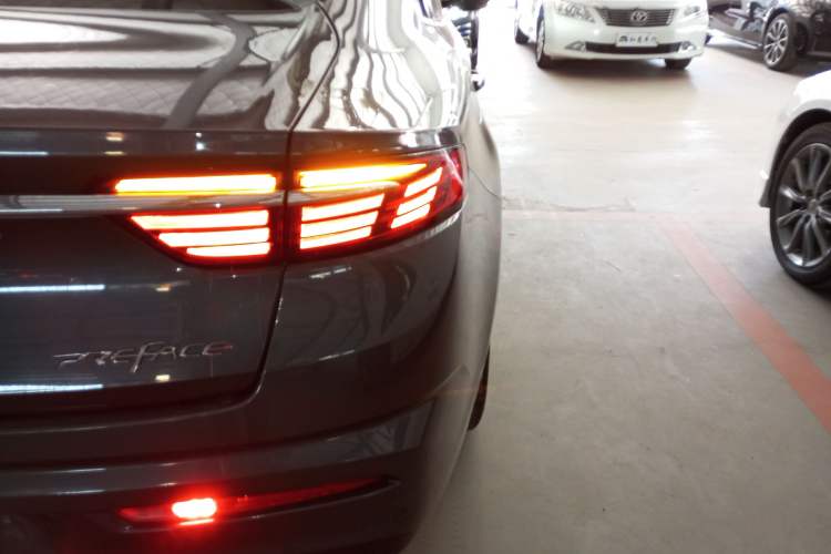 Used Geely Auto Preface 2021 2.0TD Luxury Version Exterior 3