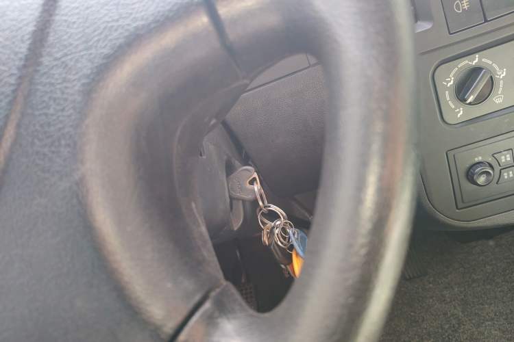 Used Wuling Zhiguang 2015 1.2L Practical LS-I Model