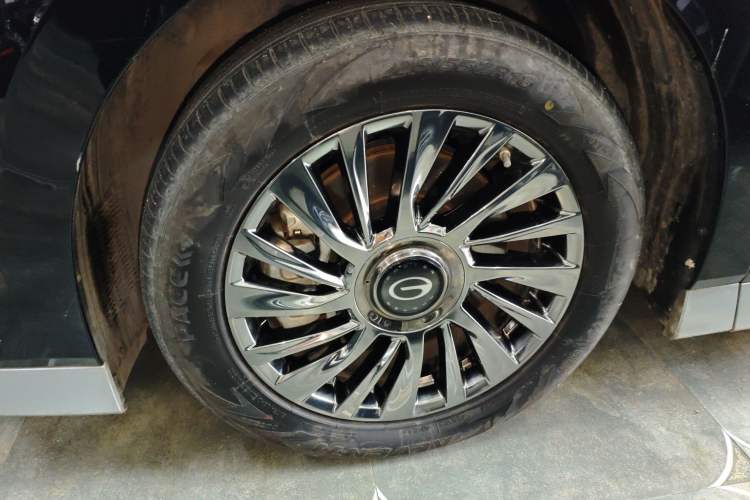 Used GAC Trumpchi M8 2023 Zongshi Series Dual-Motor Flagship Edition