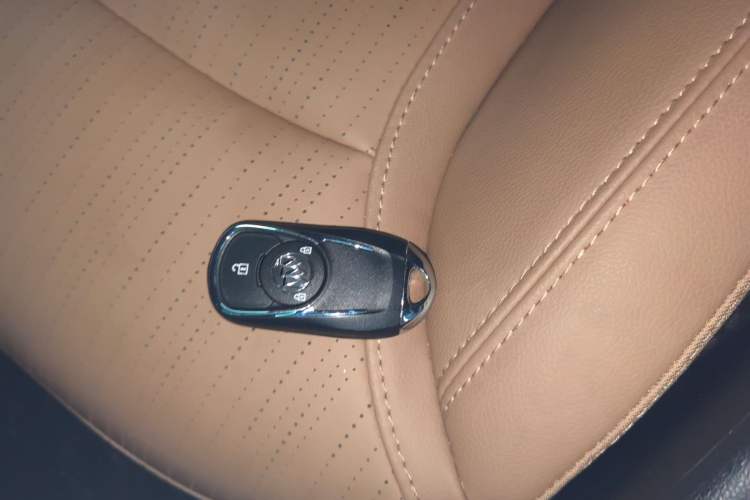 Used Buick GL6 2021 323T Mild Hybrid Connect Luxury Model