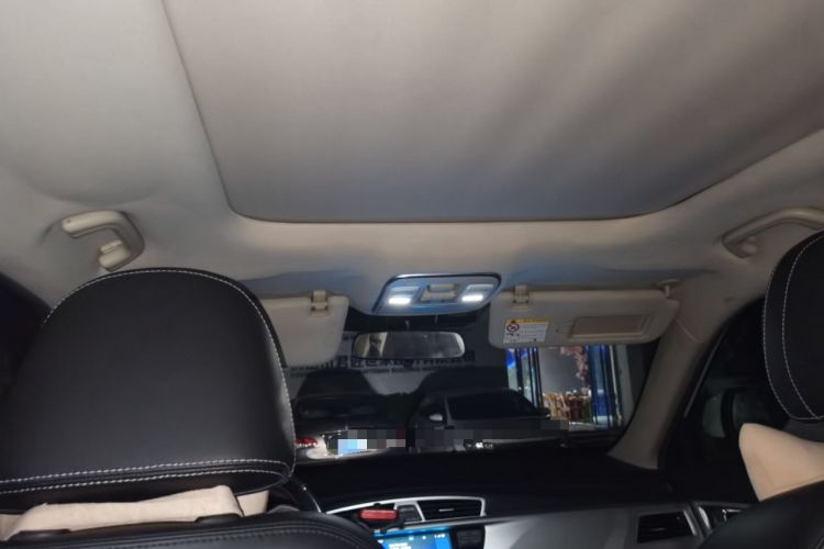 Used Geely Auto Emgrand X7 Sport 2016 1.8TD Automatic ZhiShang Model Headliner