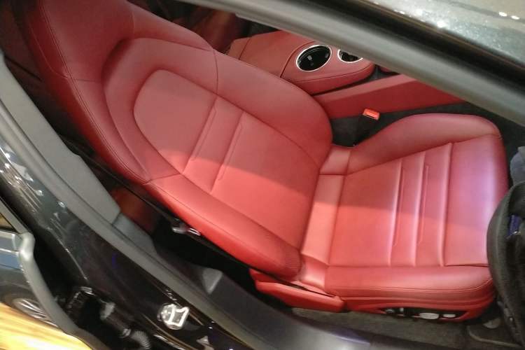 Used Porsche Panamera 2023 Panamera 2.9T Right Front Seat