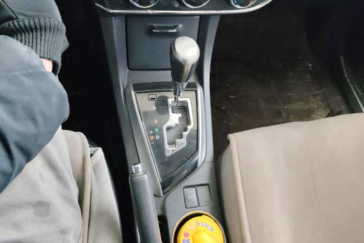 Used Toyota Corolla 2014 1.6L CVT GL-i Leather Edition