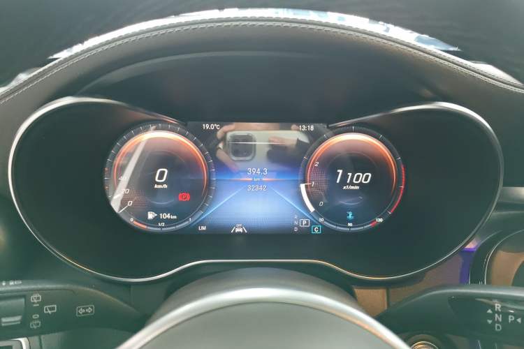 Used Mercedes-Benz GLC 2020 Facelift GLC 300 L 4MATIC Dynamic Edition Instrument Cluster