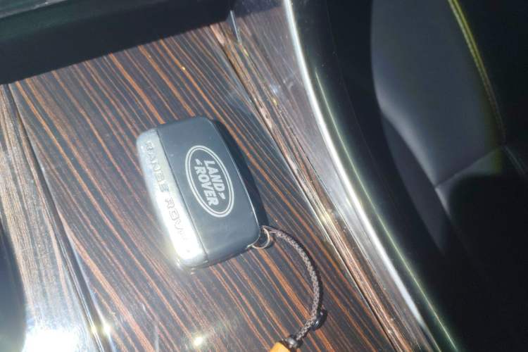 Used Land Rover Range Sport  Vehicle Key