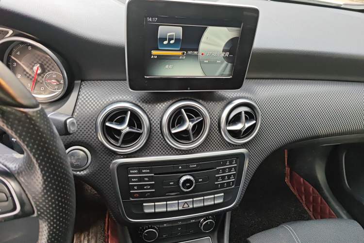 Used Mercedes-Benz A-Class 2016 A 200 Fashion Model
