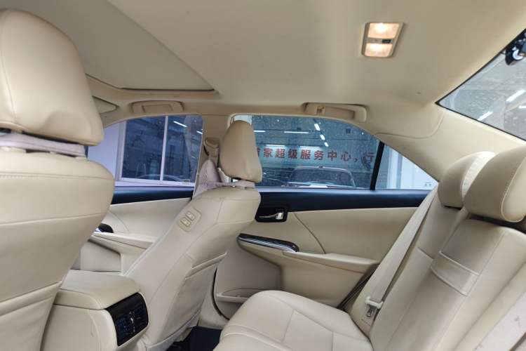 Used Toyota Camry 2015 Dual-Engine 2.5 HG Luxury Navigation Edition Headliner