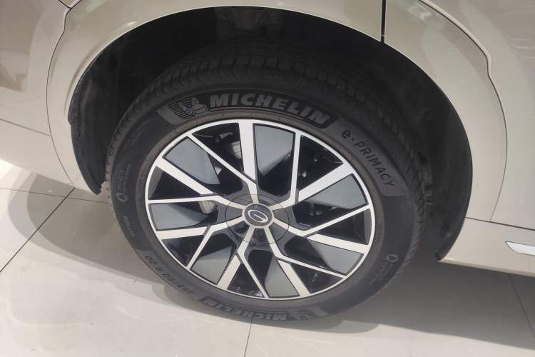 Used GAC Trumpchi S9 2025 Model Qiankun Ultra 6-Seater
