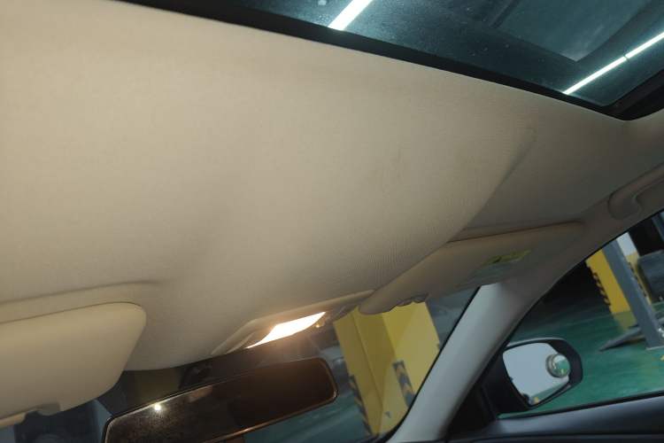 Used CHANGAN OSHAN X5 2021 Revised Version 1.5T DCT Luxury Edition
