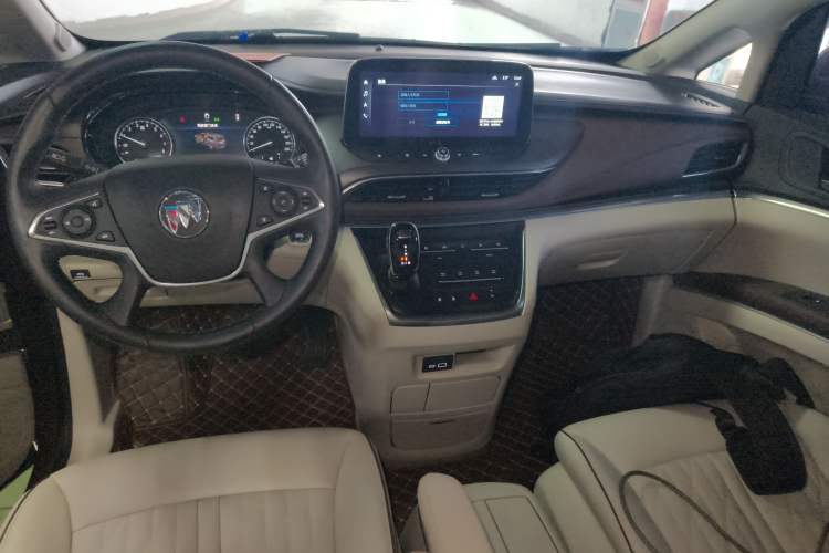 Used Buick GL8 2022 Land Business Class 652T Luxury Model
