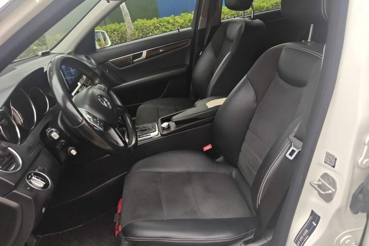 Used Mercedes-Benz C-Class 2013 C 260 Elegant Grand Edition