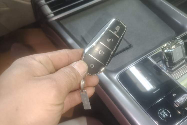 Used BYD Seal 2023 DM-i 1.5T 121km Flagship Model