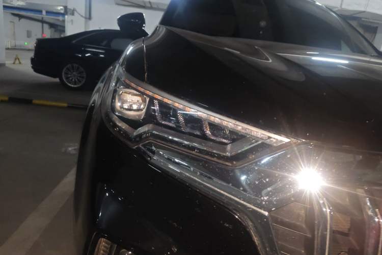 Used Hongqi HS5 2019 2.0T Smart Connect Flagship Edition