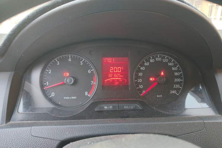 Used Volkswagen Santana 2015 1.4L Manual Fashion Edition