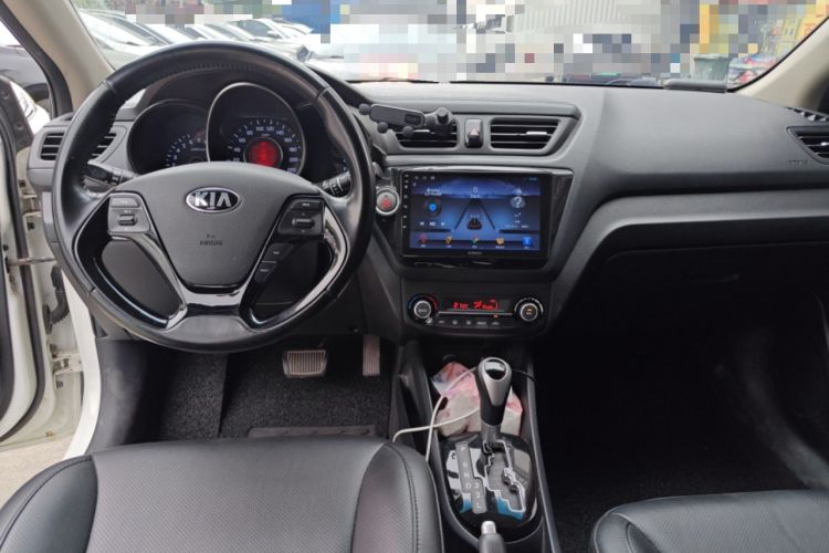 Used Kia K2 2015 Hatchback 1.6L AT Premium Center Console
