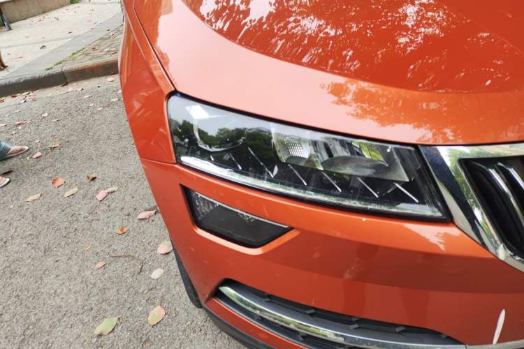 Used Skoda Karoq 2020 TSI280 Luxury Smart Edition China VI Standard Right Front Headlight