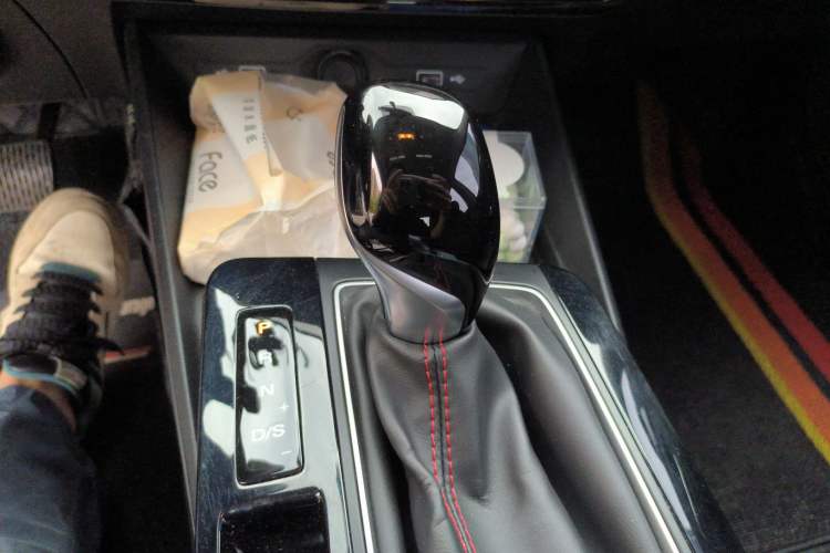 Used MG 5 2021 180 DVVT CVT Youth Luxury Edition