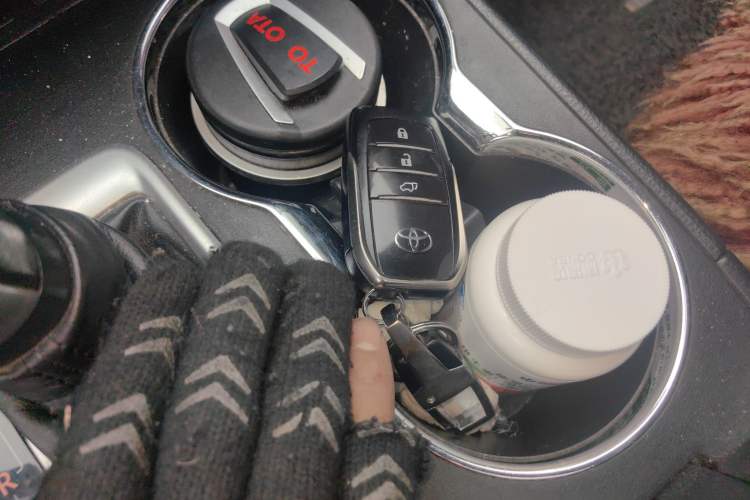 Used Toyota Highlander 2015 2.0T Four-Wheel Drive Ultimate Edition 7-Seater