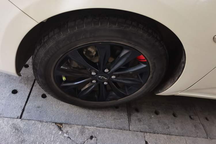 Used Chevrolet Monza 2019 Redline 320T Dual-Clutch Joyful Edition China VI Standard