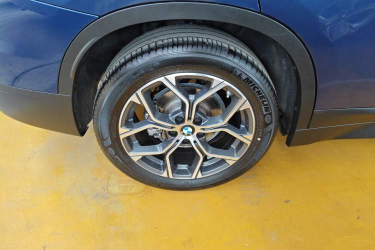 Used BMW X1 2021 Restyled sDrive25Li Leading Edition
