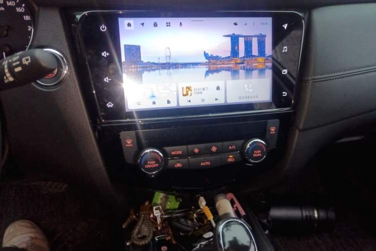 Used Nissan X-Trail 2025 Honor 2.0L Two-Wheel Drive Leading Edition
