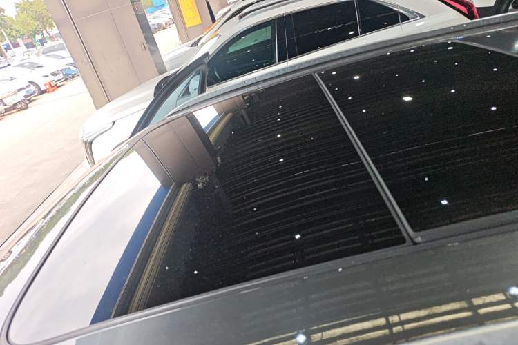 Used Audi Q3 2019 40 TFSI Fashion Dynamic Model Roof