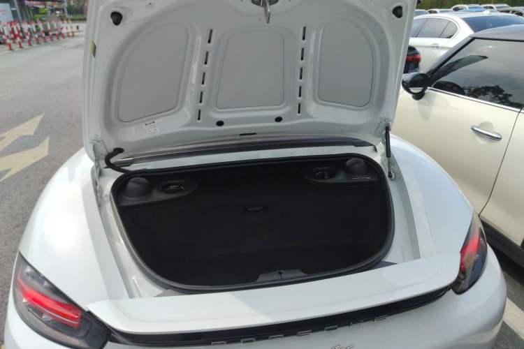 Used Porsche 718 2020 Boxster 2.0T Trunk