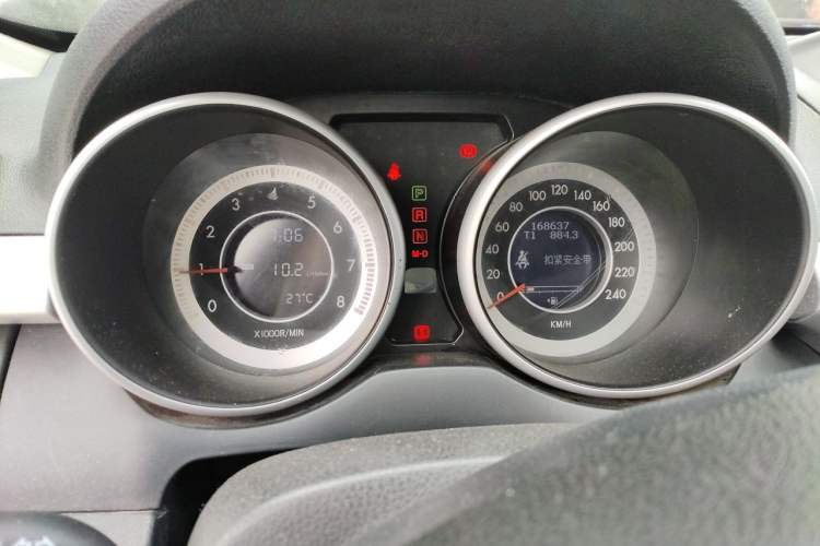 Used Bestune X80 2013 2.0L automatic comfort version
