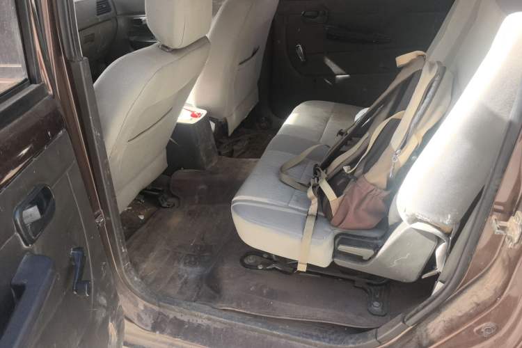 Used Wuling Hongguang 2015 1.2L S Base Model China V Standard