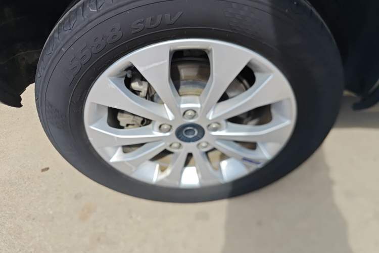 Used Haval H2s 2017 Blue Label 1.5T Dual-Clutch Comfort Model Right Rear Wheel Hub