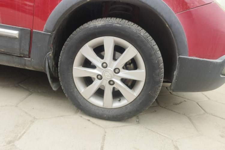 Used JAC Group Tongyue RS 2012 Cross 1.3L Manual Luxury Model