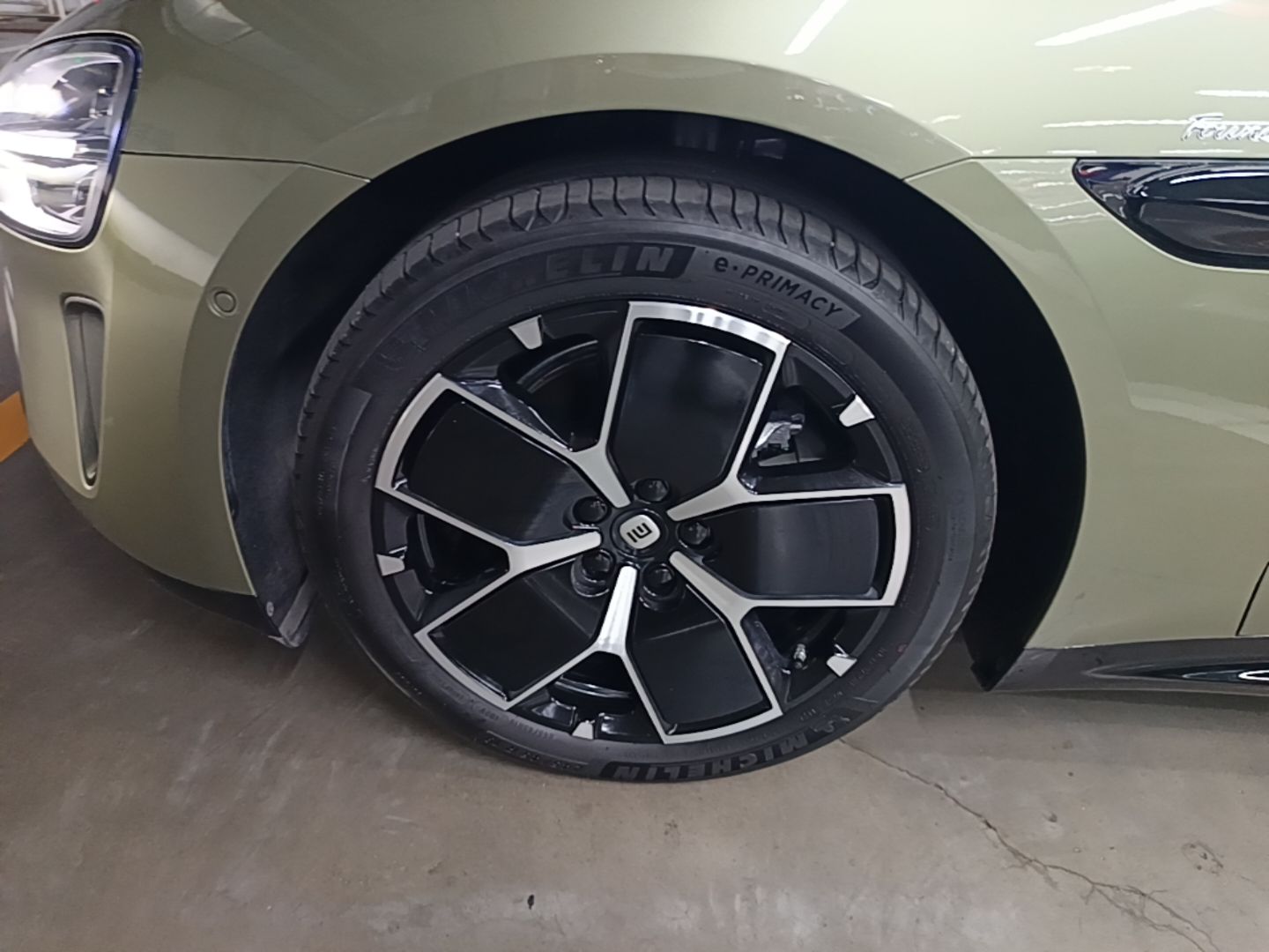 Xiaomi Auto SU7 2024 Rear-Drive Standard Founder Edition — снимка 10