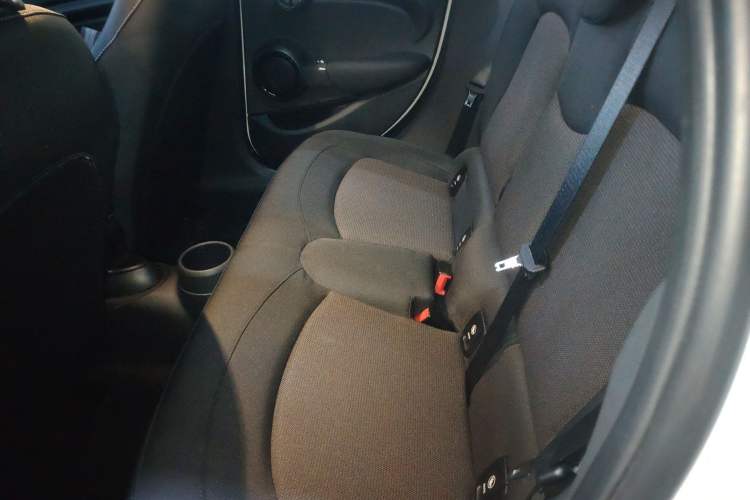 Used MINI 2023 1.5T ONE Five-Door Edition
