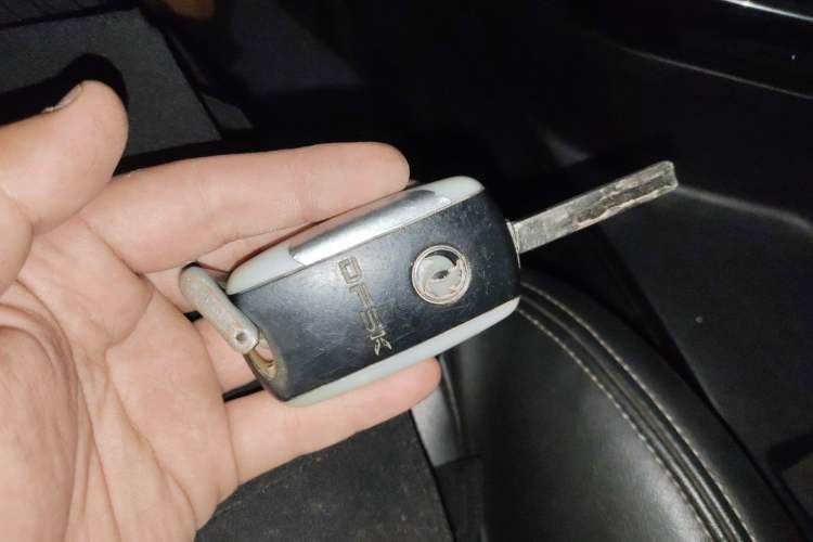 Used Dongfeng Fengon S560 2018 1.8L Manual Elite 7-Seater
