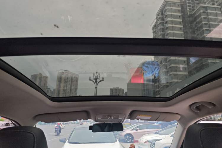 Used Roewe RX5 2016 20T Two-Wheel Drive Automatic Flagship Edition
