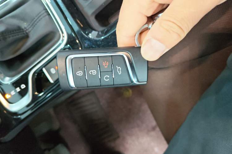 Used GAC Trumpchi M6 2025 Model MAX 270T WDCT Luxury Edition
