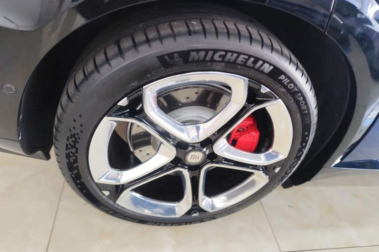 Used Xiaomi Auto YU7 2025 Ultra-Long Range High-Performance All-Wheel-Drive Max Edition