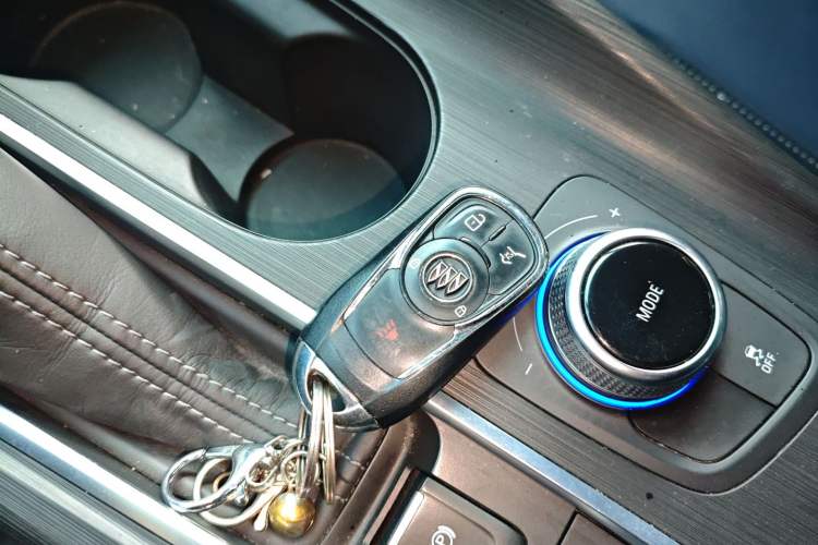 Used Buick Velite 6 2023 430km Range Commuter Version
