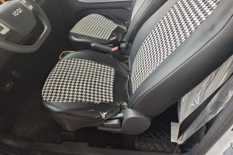 Used Chery QQ Ice Cream 2022 170km Sundae Phosphate Lithium-Ion