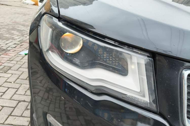 Used Jeep Compass 2017 200T Automatic Family Edition