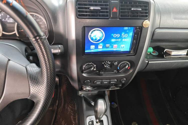 Used Suzuki Jimny 2015 1.3 AT JLX
