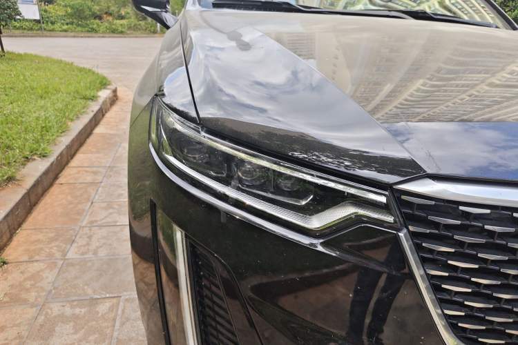 Used Cadillac XT6 2020 28T Six-Seater Luxury Version Right Front Headlight