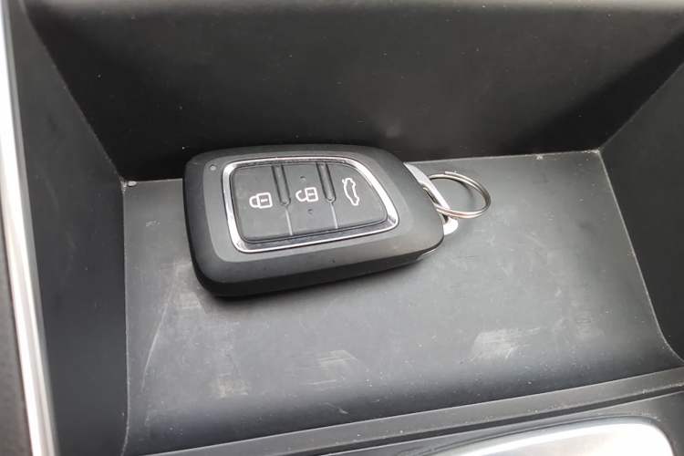 Used Dongfeng Aeolus E70 2021 Revised Version 2 360H Battery-Swap Edition Interior 1