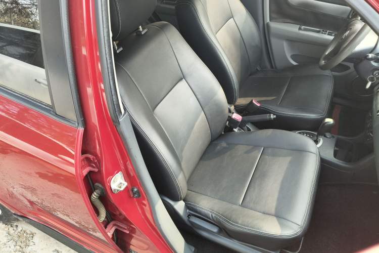 Used Suzuki Swift 2014 1.5L Automatic Fashion Edition
