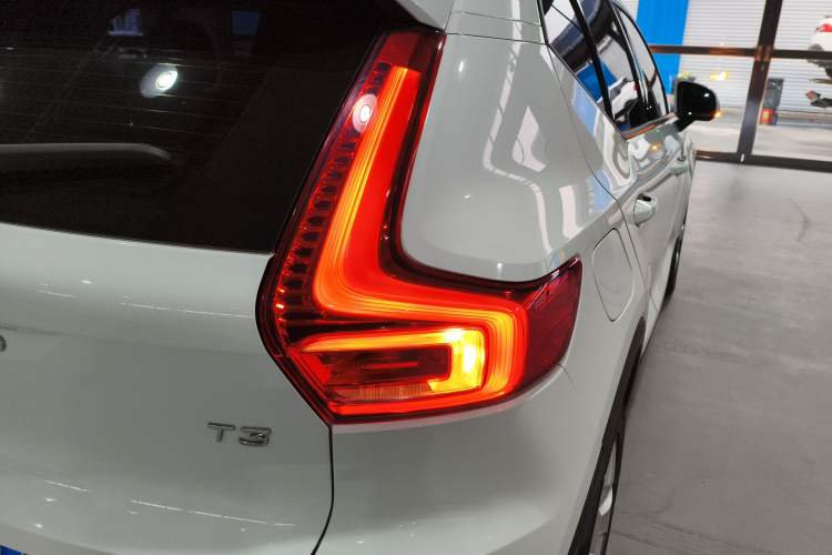 Used Volvo XC40 2021 T3 Smart & Stylish Edition Exterior 3